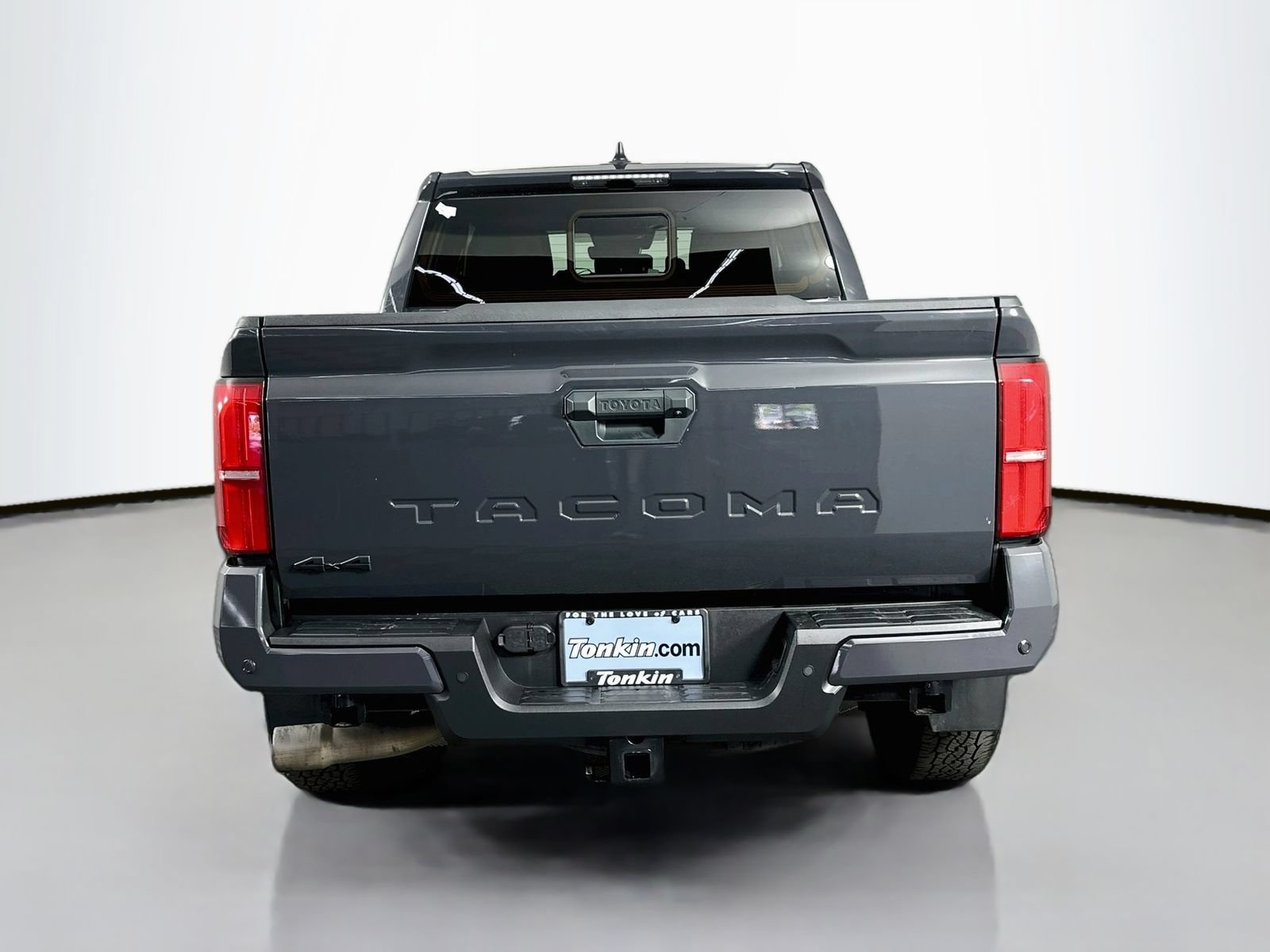 Certified 2024 Toyota Tacoma TRD Off-Road w/ TRD Off Road Upgrade Package AWD/4WD image 6