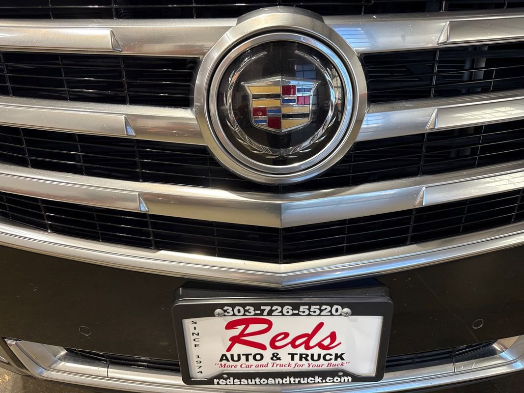 Used 2015 Cadillac Escalade Premium image 50