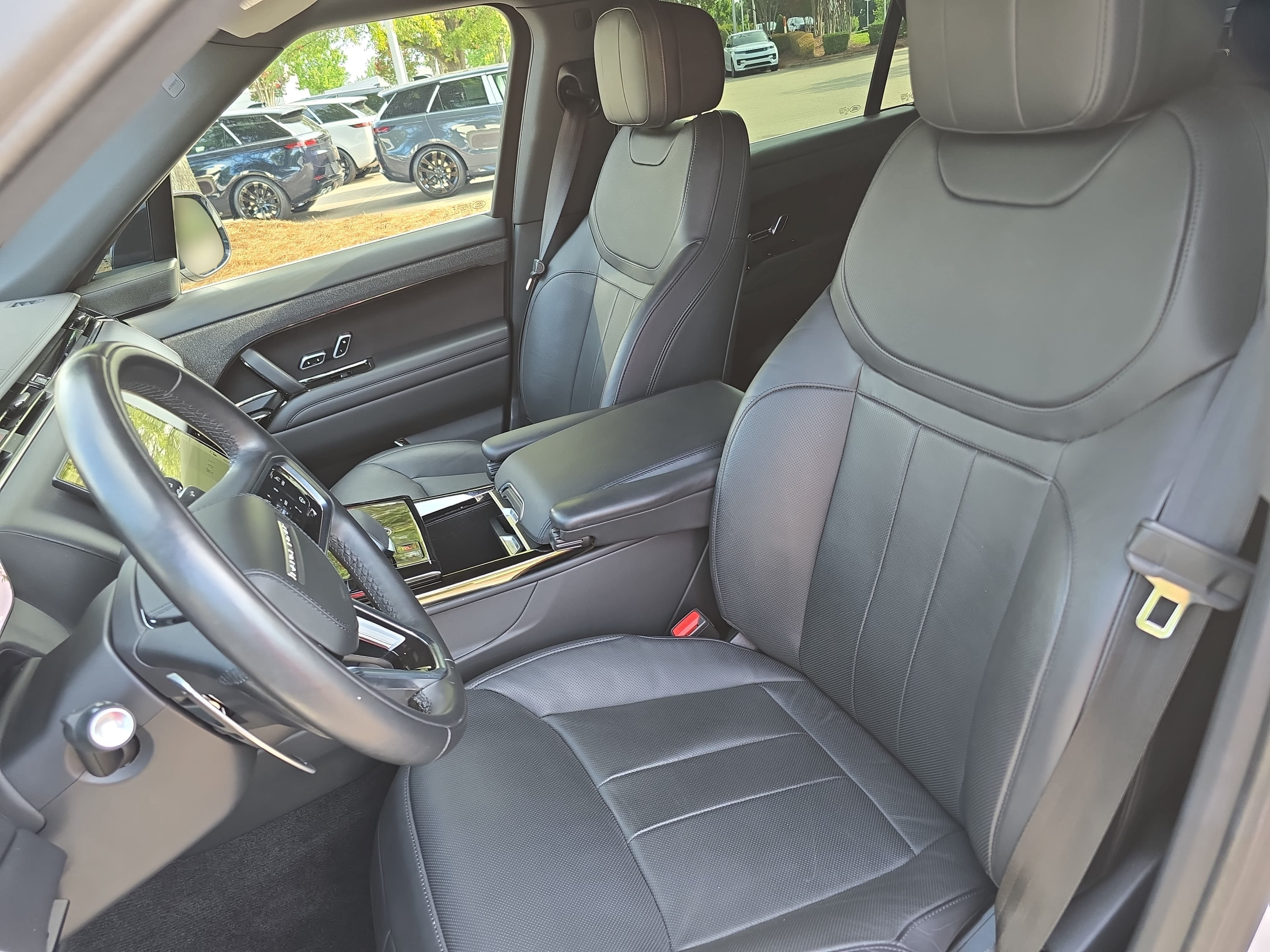 Certified 2024 Land Rover Range Rover Sport SE AWD/4WD image 15