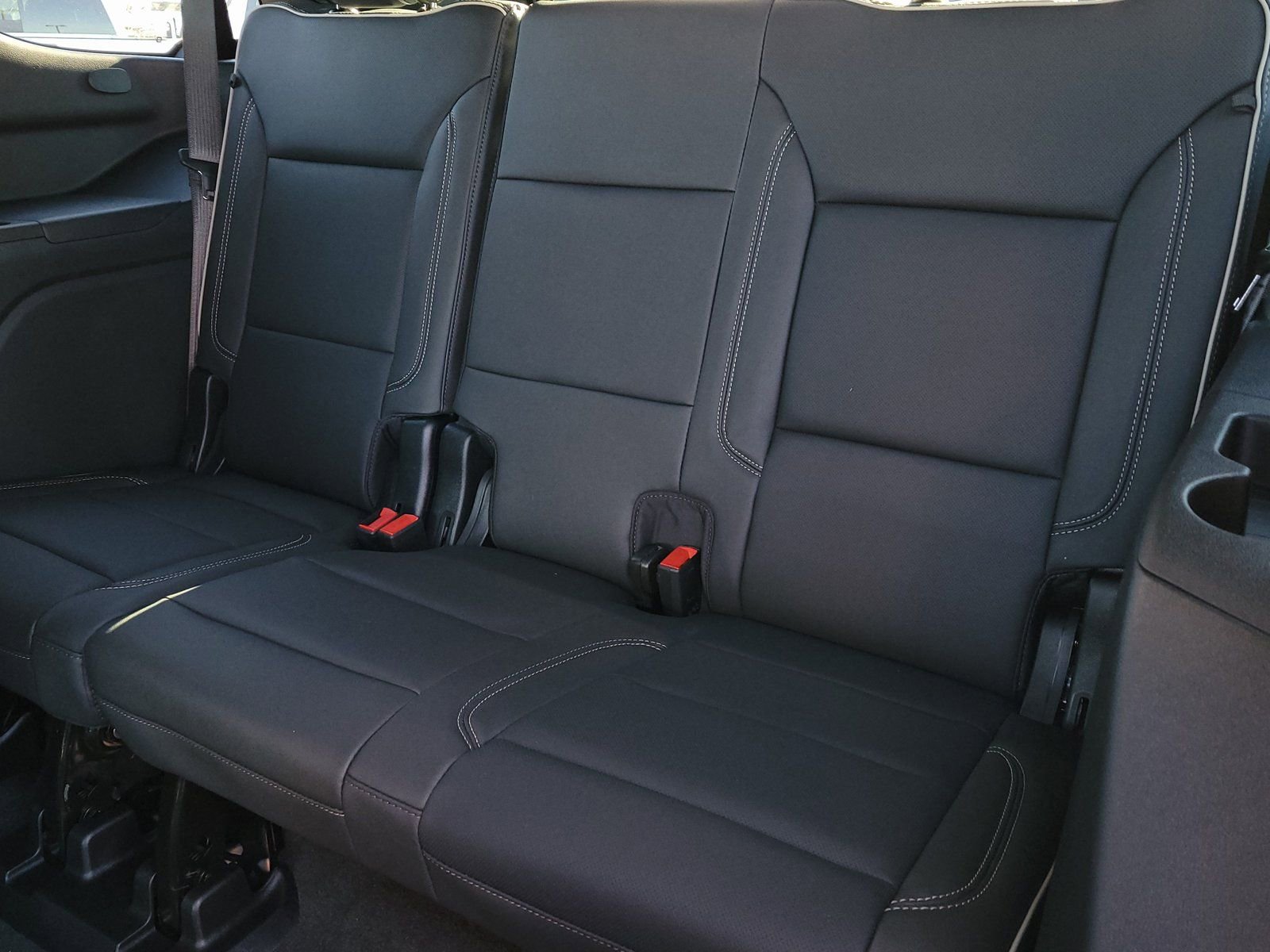 New 2026 GMC Yukon Elevation AWD/4WD image 8