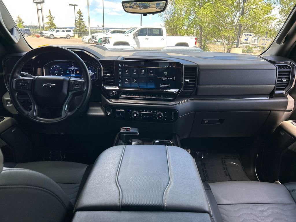 Used 2023 Chevrolet Silverado 1500 ZR2 w/ Technology Package AWD/4WD image 6