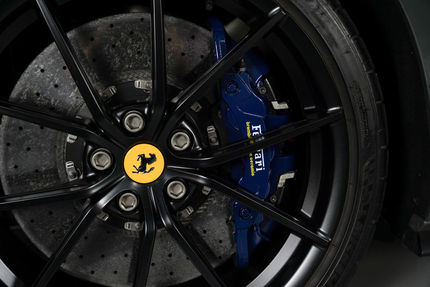 Used 2020 Ferrari 488 Pista Coupe image 19