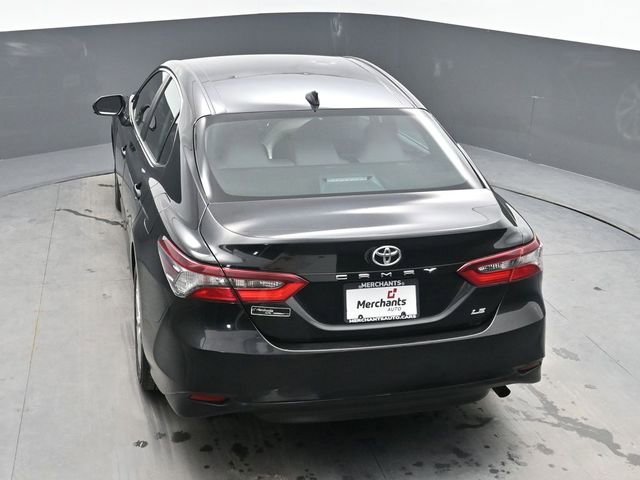 Used 2023 Toyota Camry LE FWD image 21
