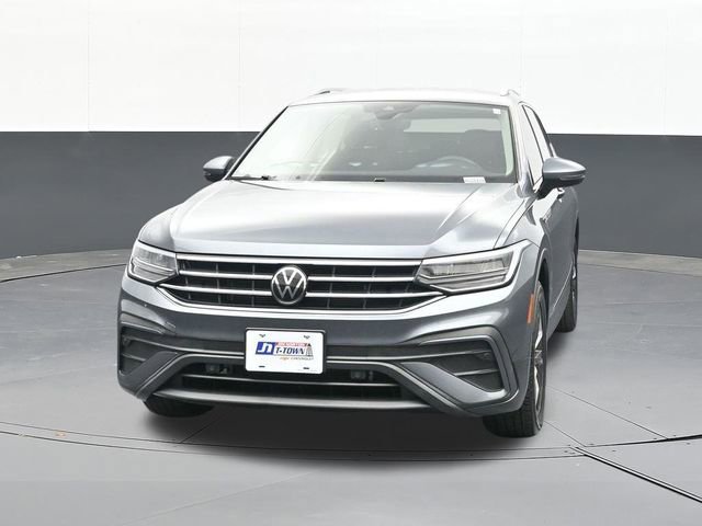 Used 2022 Volkswagen Tiguan SE video 2