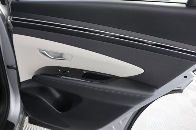 Certified 2023 Hyundai Tucson Limited AWD/4WD image 27