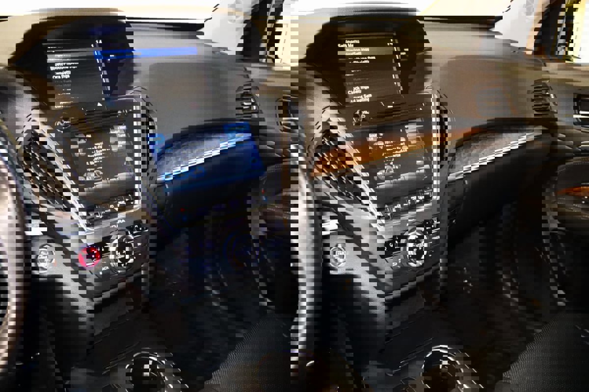 Used 2020 Acura MDX SH-AWD w/ Technology Package image 48