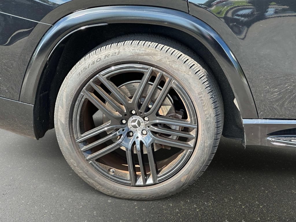 Used 2022 Mercedes-Benz GLS 450 4MATIC image 7