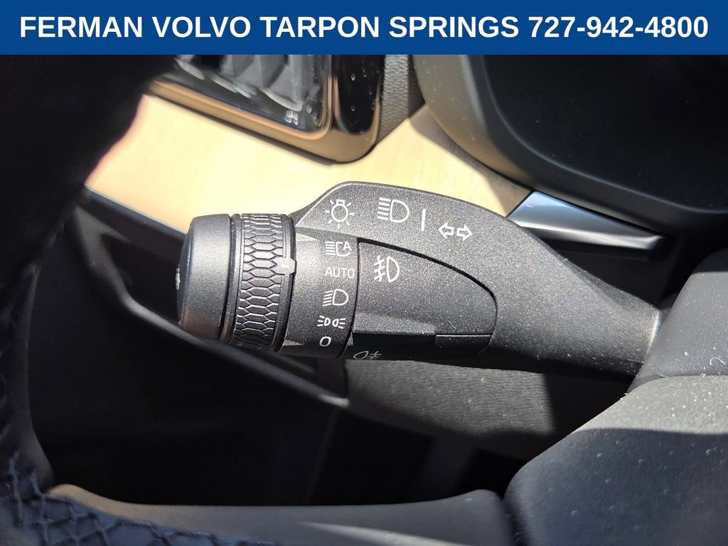 New 2026 Volvo XC60 T8 Core AWD/4WD image 31