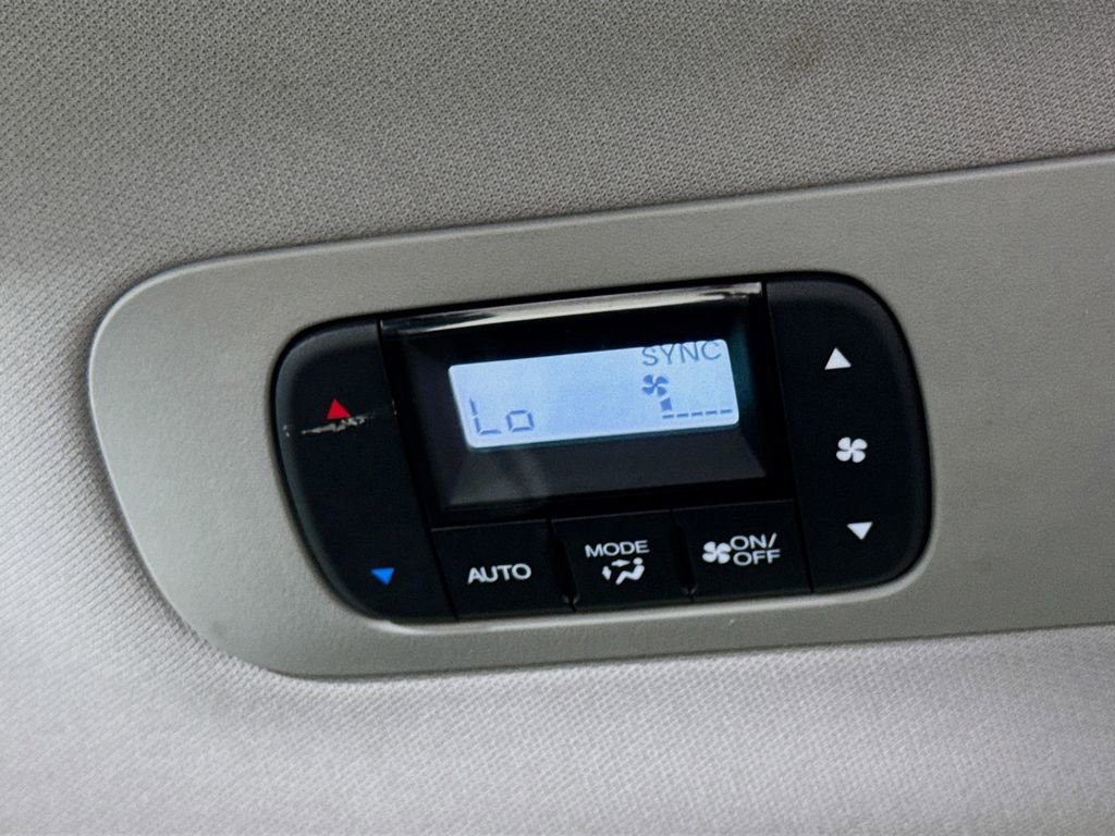 Used 2018 Honda Odyssey Elite image 35