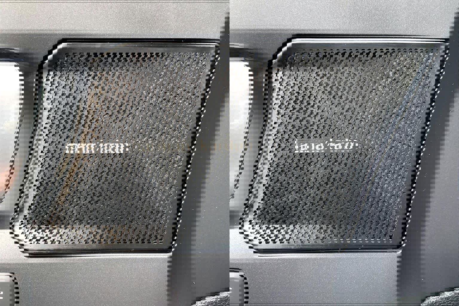 Used 2021 Volvo XC40 T5 R-Design w/ Advanced Package image 36