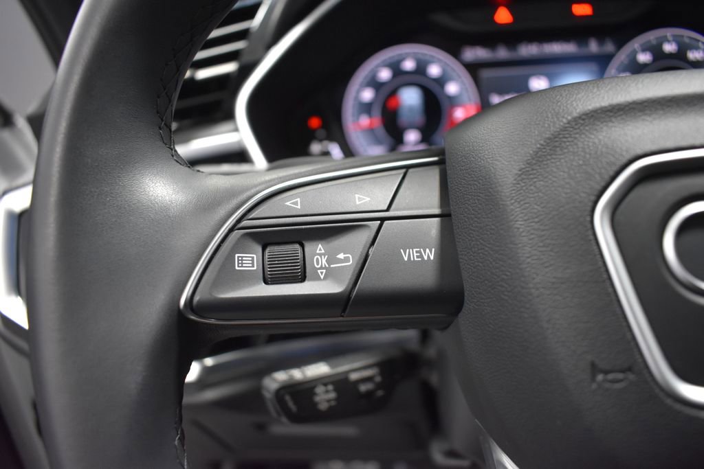 Used 2024 Audi Q3 2.0T Premium Plus w/ Premium Plus Package image 28