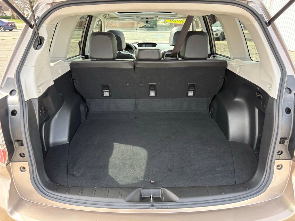 Used 2016 Subaru Forester 2.5i Limited image 13