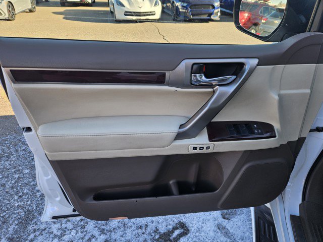 Used 2014 Lexus GX 460 image 9