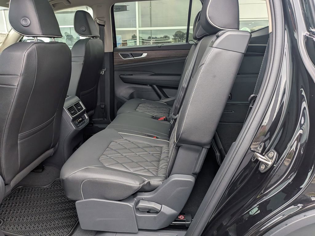 New 2026 Volkswagen Atlas SEL Premium R-Line image 15