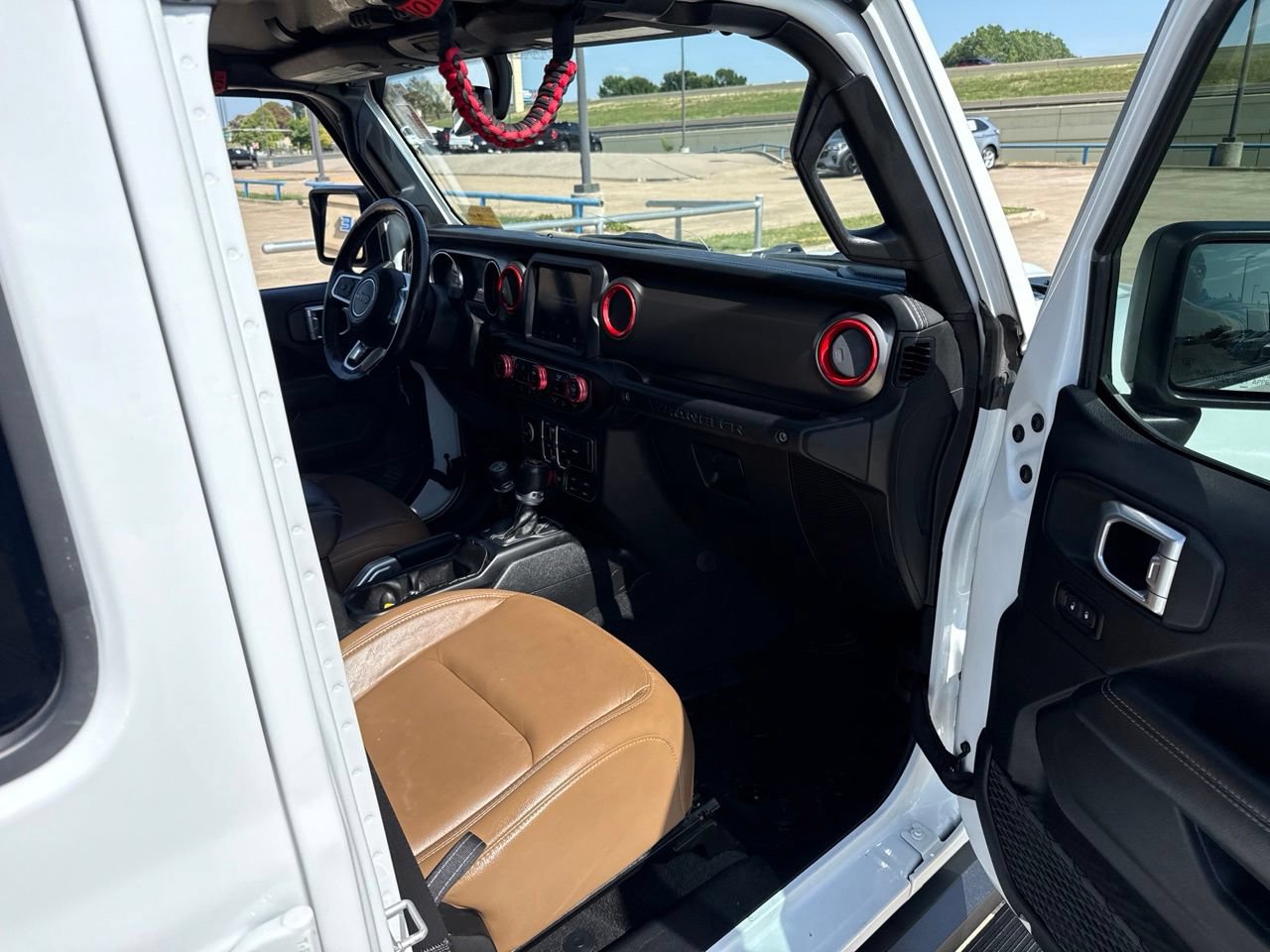 Used 2020 Jeep Wrangler Unlimited Rubicon AWD/4WD image 15