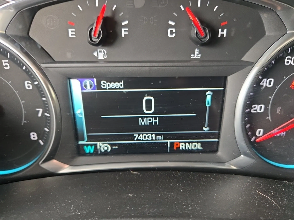 Used 2018 Chevrolet Equinox LT w/ Sun & Infotainment Package AWD/4WD image 4