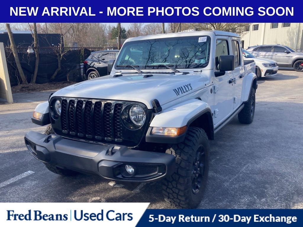Used 2023 Jeep Gladiator Willys image 3