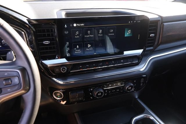 Used 2023 Chevrolet Silverado 1500 High Country w/ High Country Premium Package AWD/4WD image 16