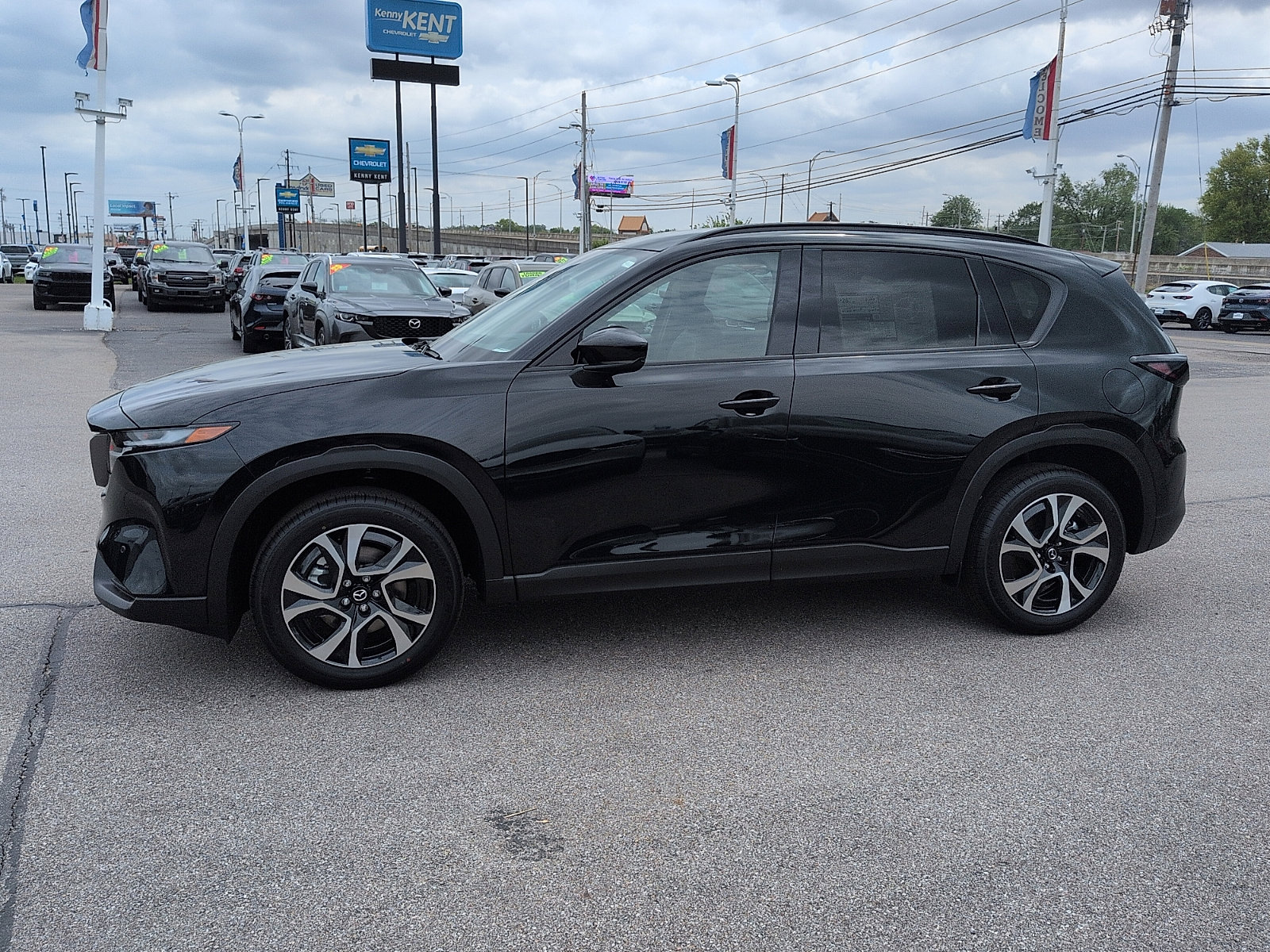 New 2026 MAZDA CX-5 Preferred image 4