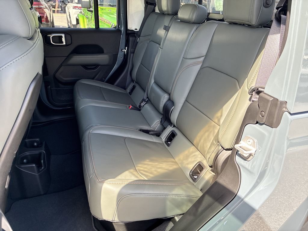 New 2026 Jeep Gladiator Mojave AWD/4WD image 28
