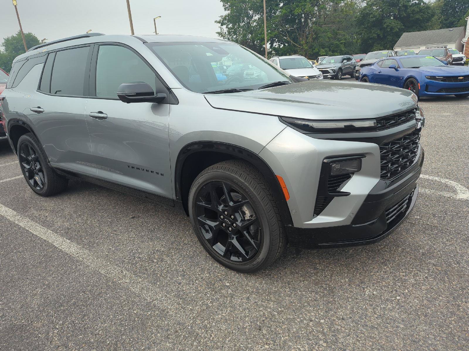 Used 2025 Chevrolet Traverse RS AWD/4WD image 9
