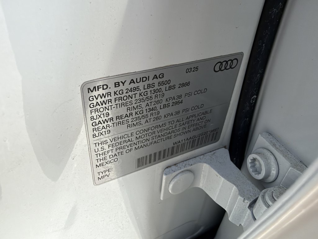 Used 2025 Audi Q5 Premium AWD/4WD image 48