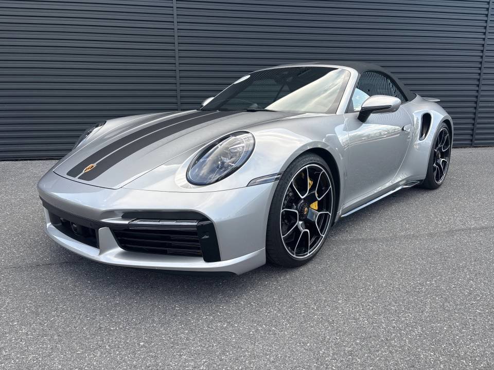 Certified 2024 Porsche 911 Turbo