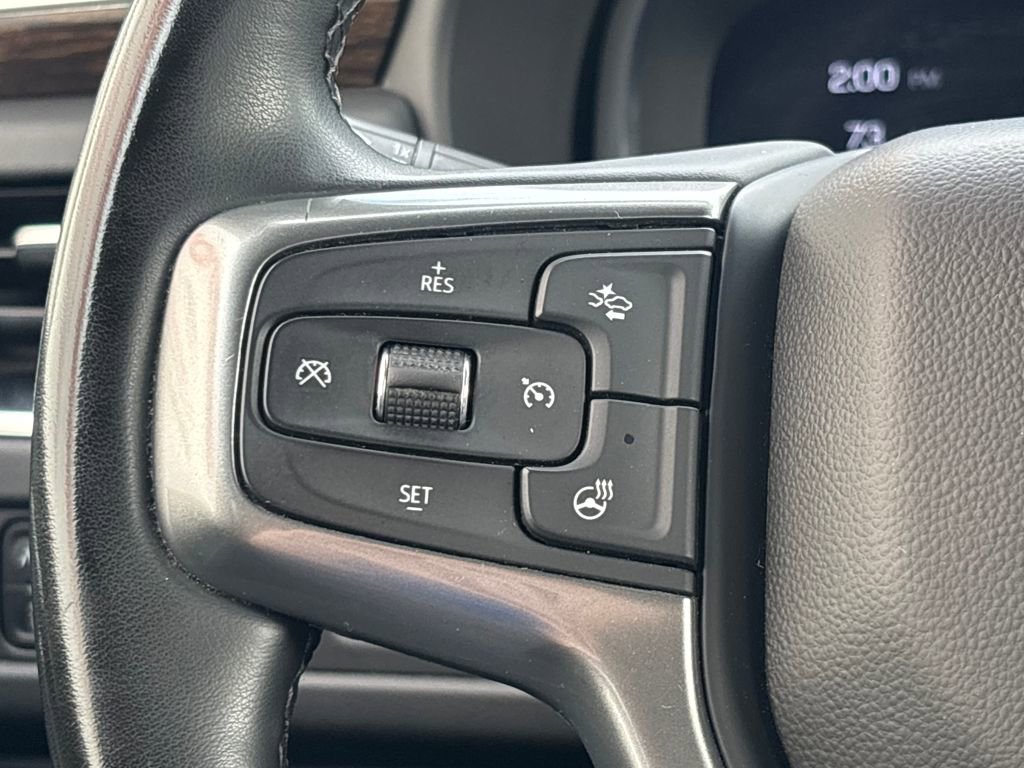 Used 2023 Chevrolet Suburban Premier image 20