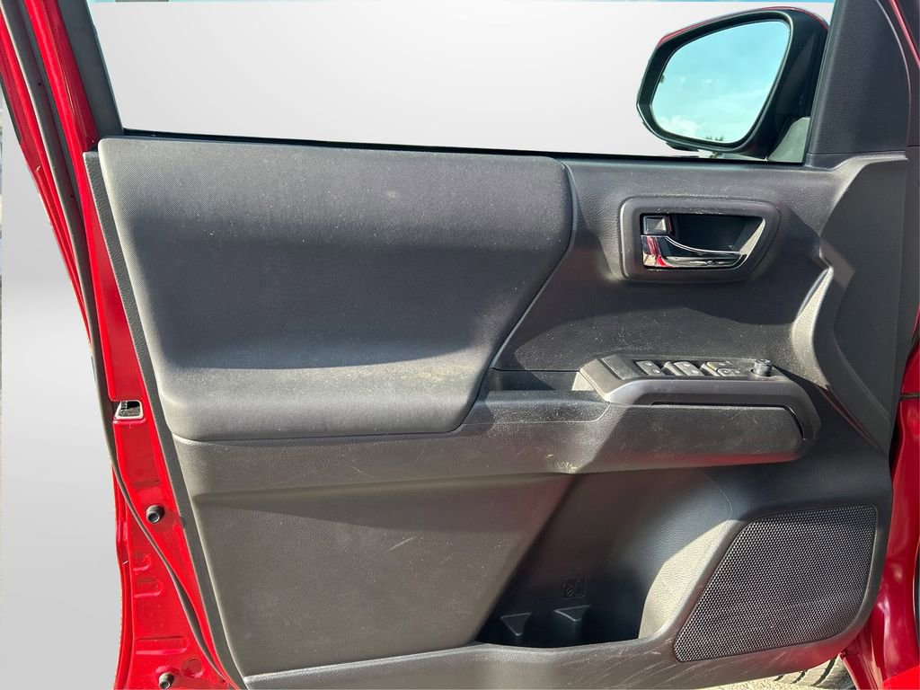 Used 2022 Toyota Tacoma 4x4 Double Cab image 22