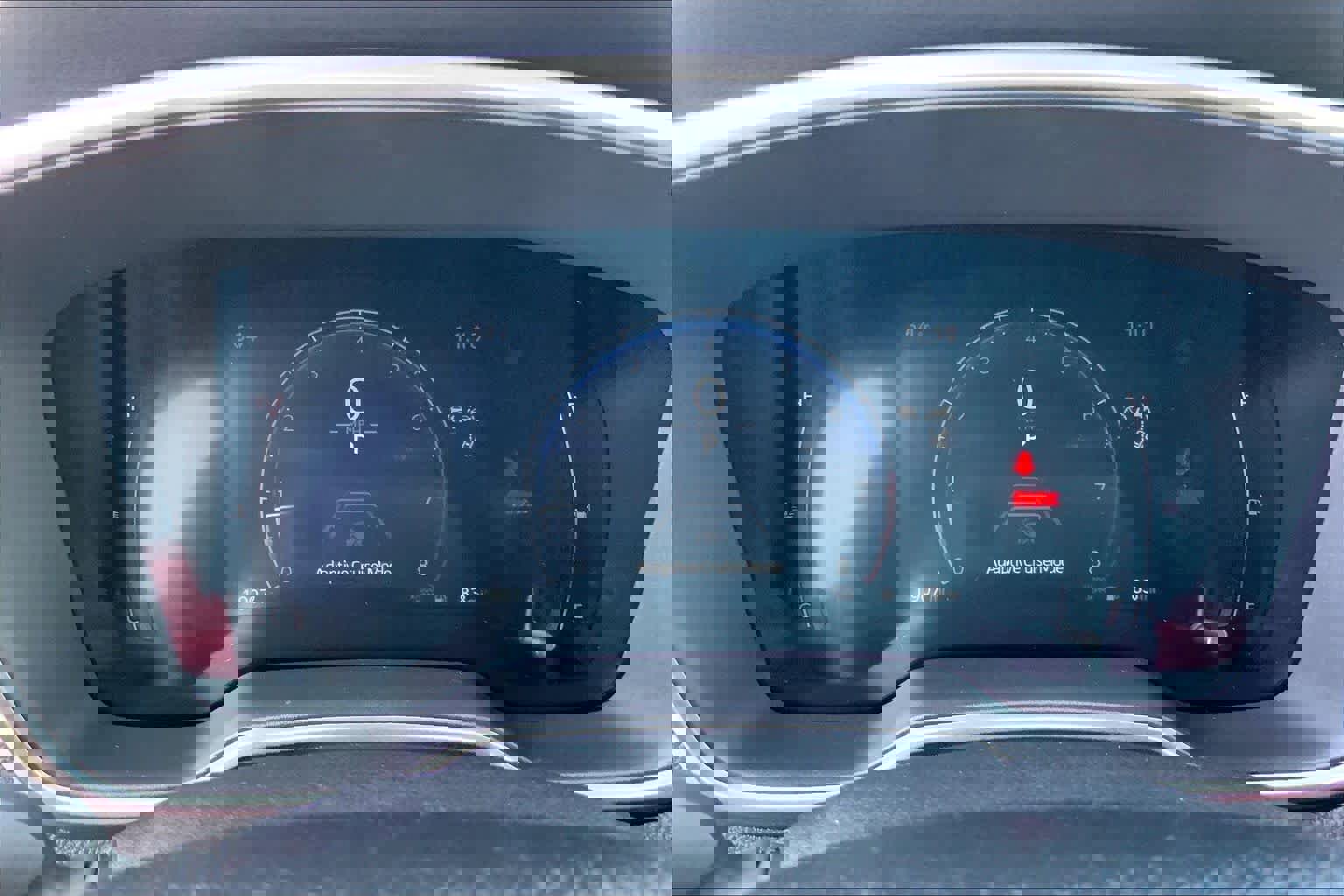 Used 2025 Toyota Corolla Cross XLE w/ Convenience Package image 23