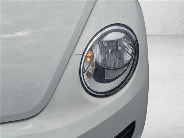 Used 2013 Volkswagen Beetle 2.5 FWD image 9