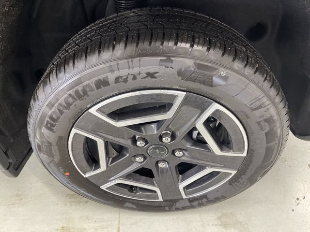 New 2026 Jeep Cherokee Laredo AWD/4WD image 5