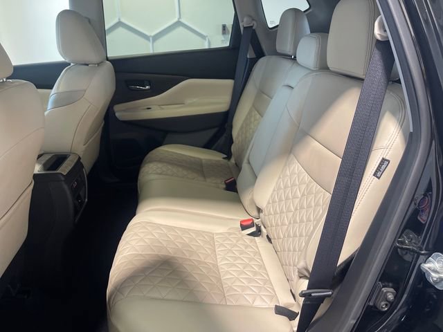 Used 2024 Nissan Murano Platinum w/ Cargo Package AWD/4WD image 17