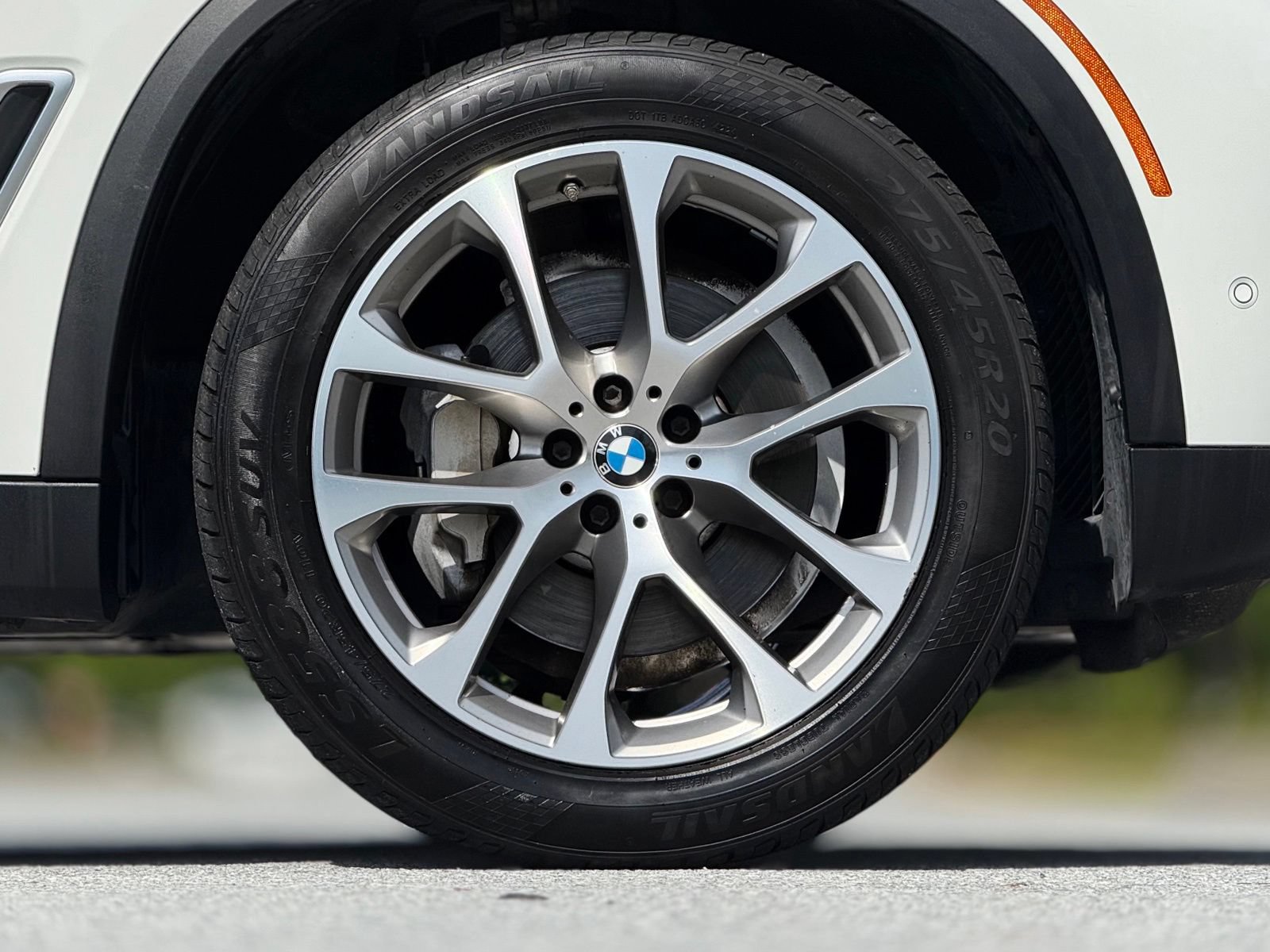 Used 2019 BMW X5 xDrive40i w/ Premium Package 2 AWD/4WD image 21