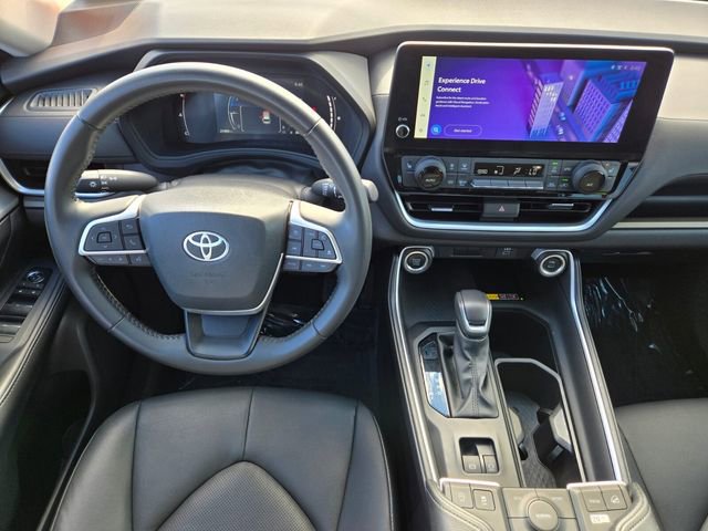 Certified 2025 Toyota Grand Highlander AWD image 13