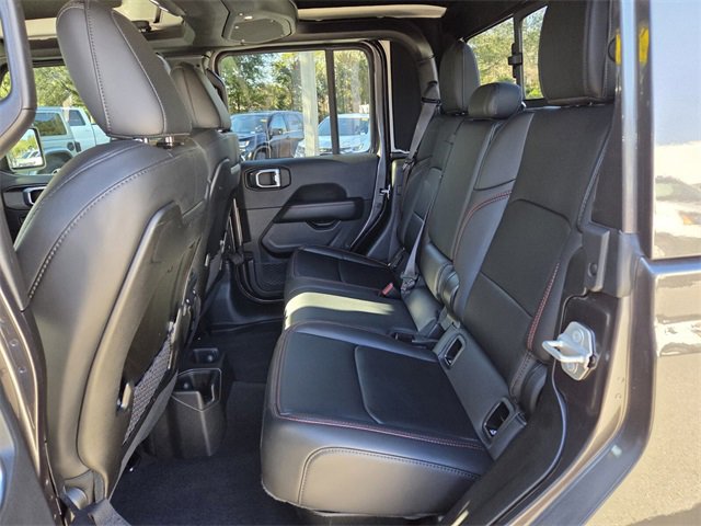 Used 2024 Jeep Gladiator Rubicon image 13