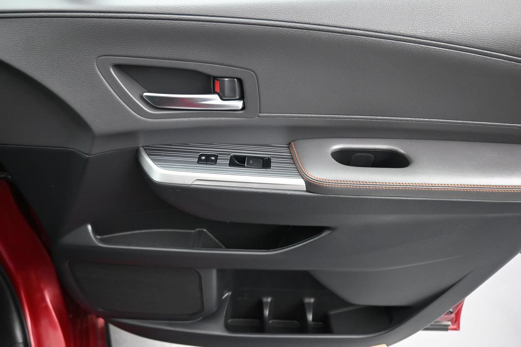 Used 2021 Toyota Sienna XSE FWD image 52