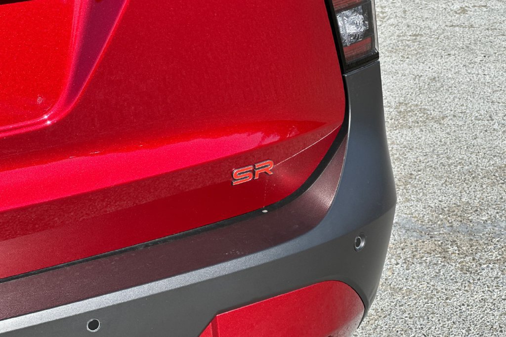 Certified 2025 Nissan Kicks SR w/ Illumination Package FWD image 27