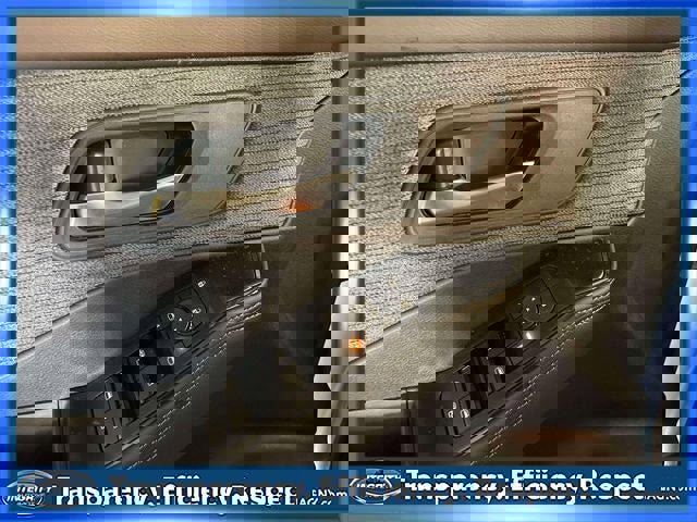 Used 2023 Nissan Rogue SV AWD/4WD image 17