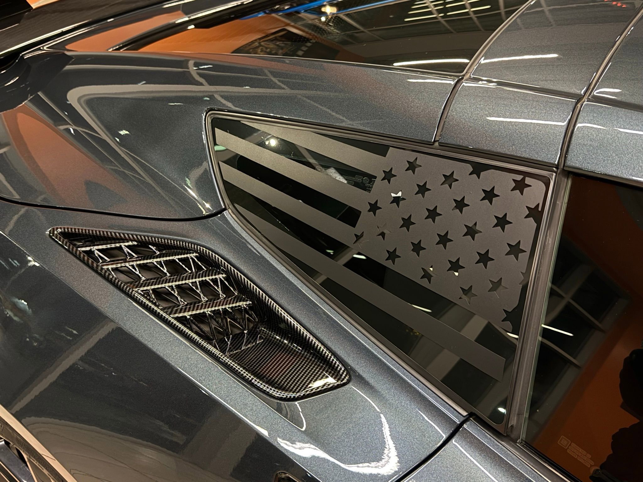 Used 2019 Chevrolet Corvette Stingray Coupe w/ Carbon Flash Badge Package image 16