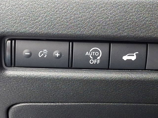 Used 2025 Nissan Rogue Platinum w/ Platinum Premium Package image 24