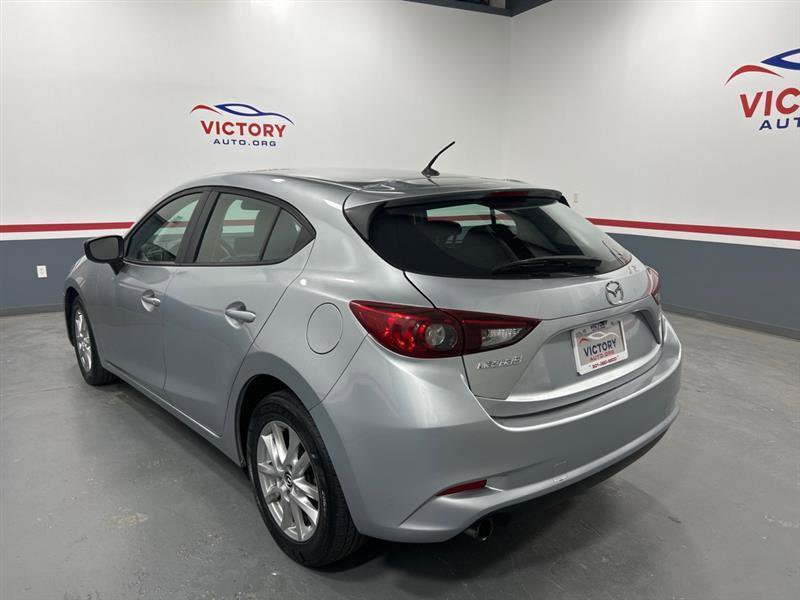 Used 2017 MAZDA MAZDA3 Sport image 4