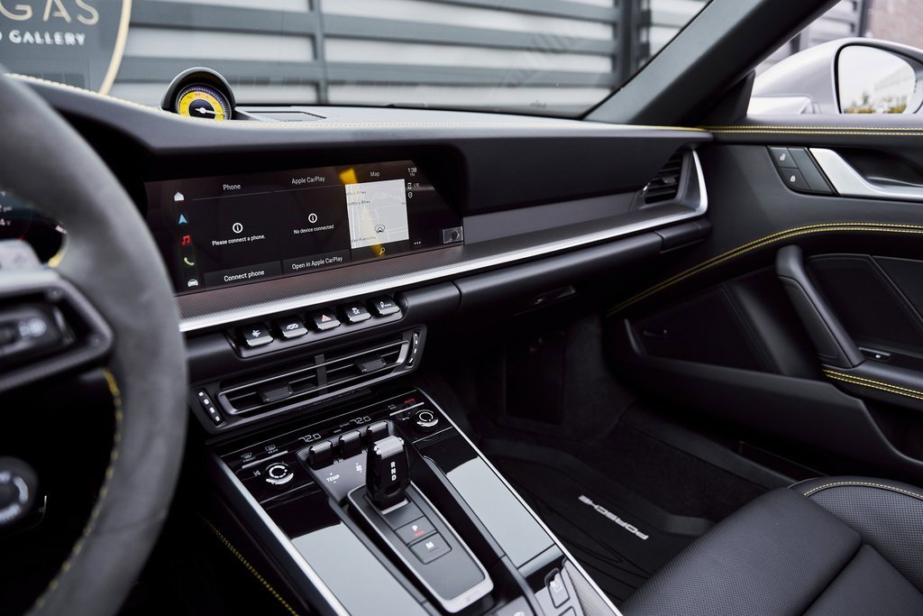 Used 2025 Porsche 911 Turbo S image 59