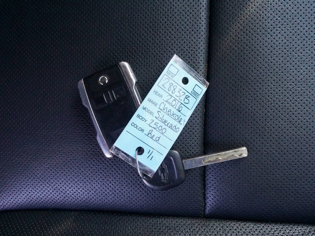 Used 2016 Chevrolet Silverado 2500 LTZ w/ Duramax Plus Package image 32