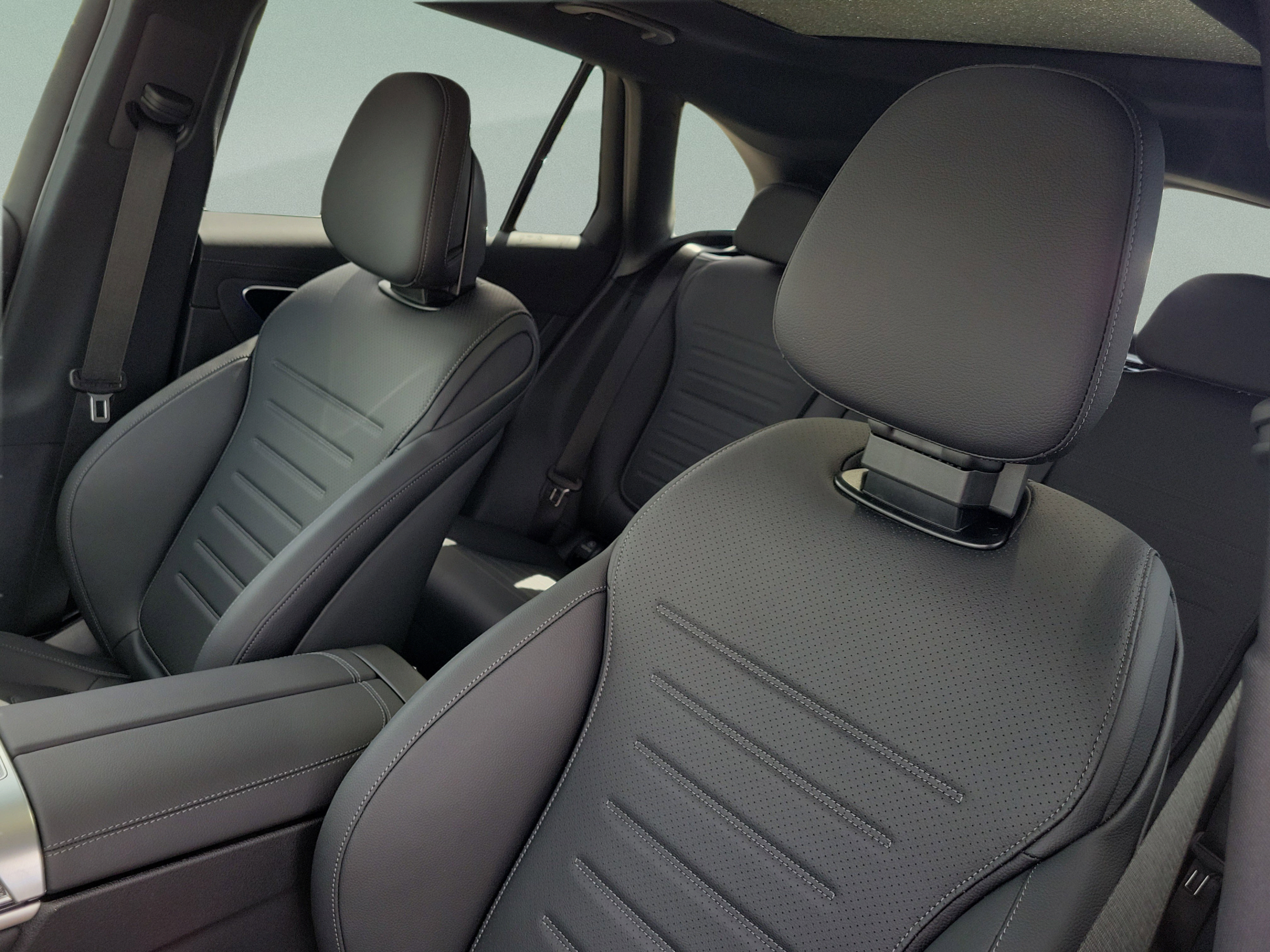 Certified 2026 Mercedes-Benz GLC 300 4MATIC image 16