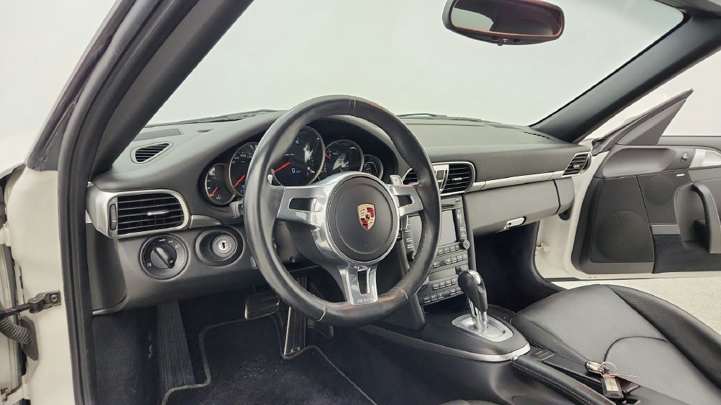 Used 2012 Porsche 911 Carrera GTS RWD image 21