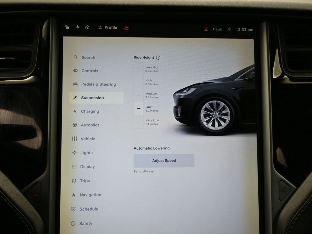 Used 2018 Tesla Model X 75D image 24