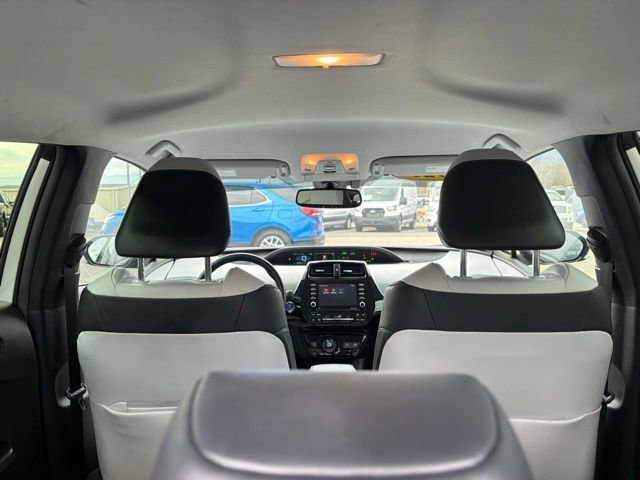 Used 2021 Toyota Prius XLE image 29