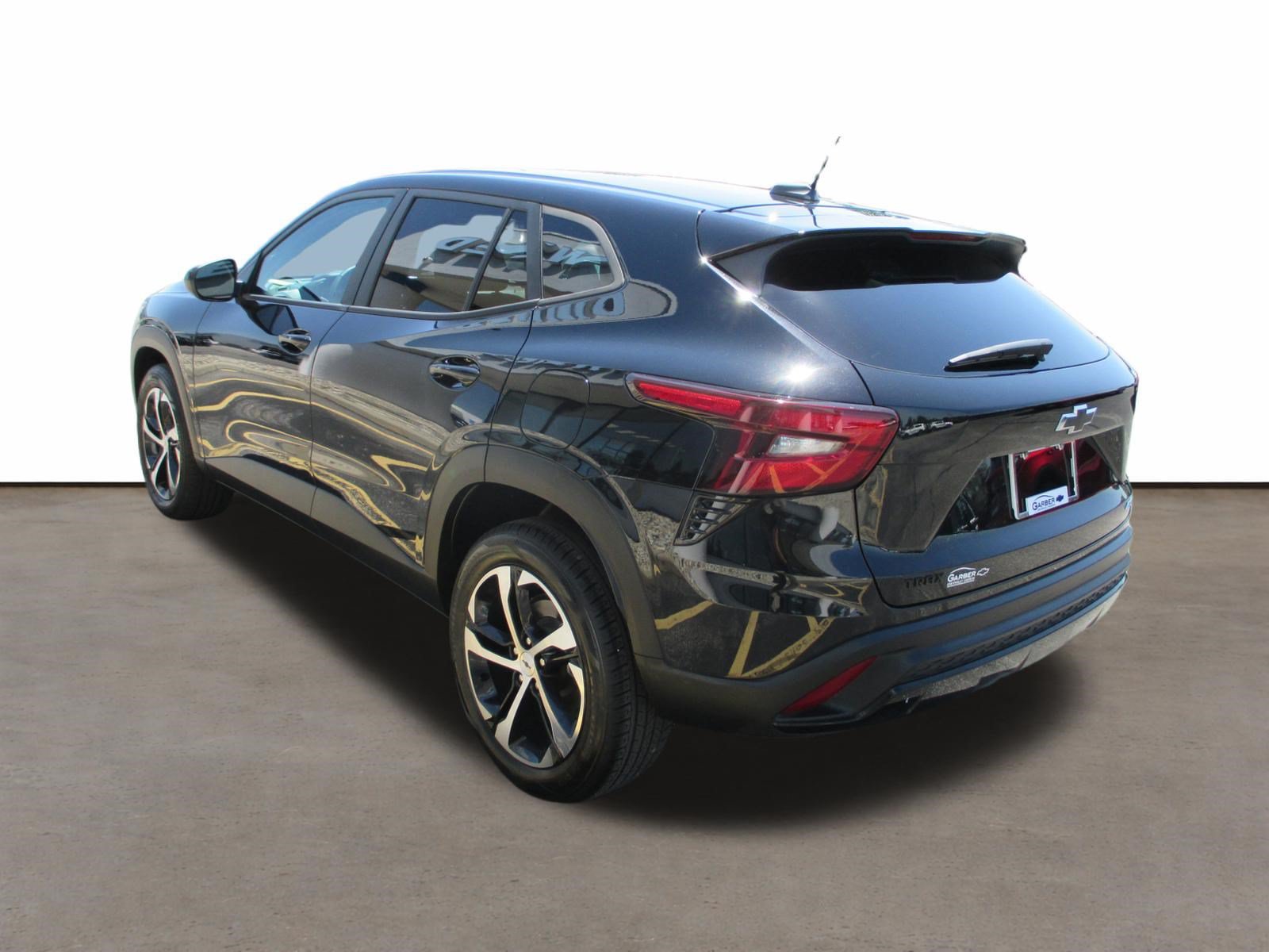 Used 2024 Chevrolet Trax RS FWD image 5