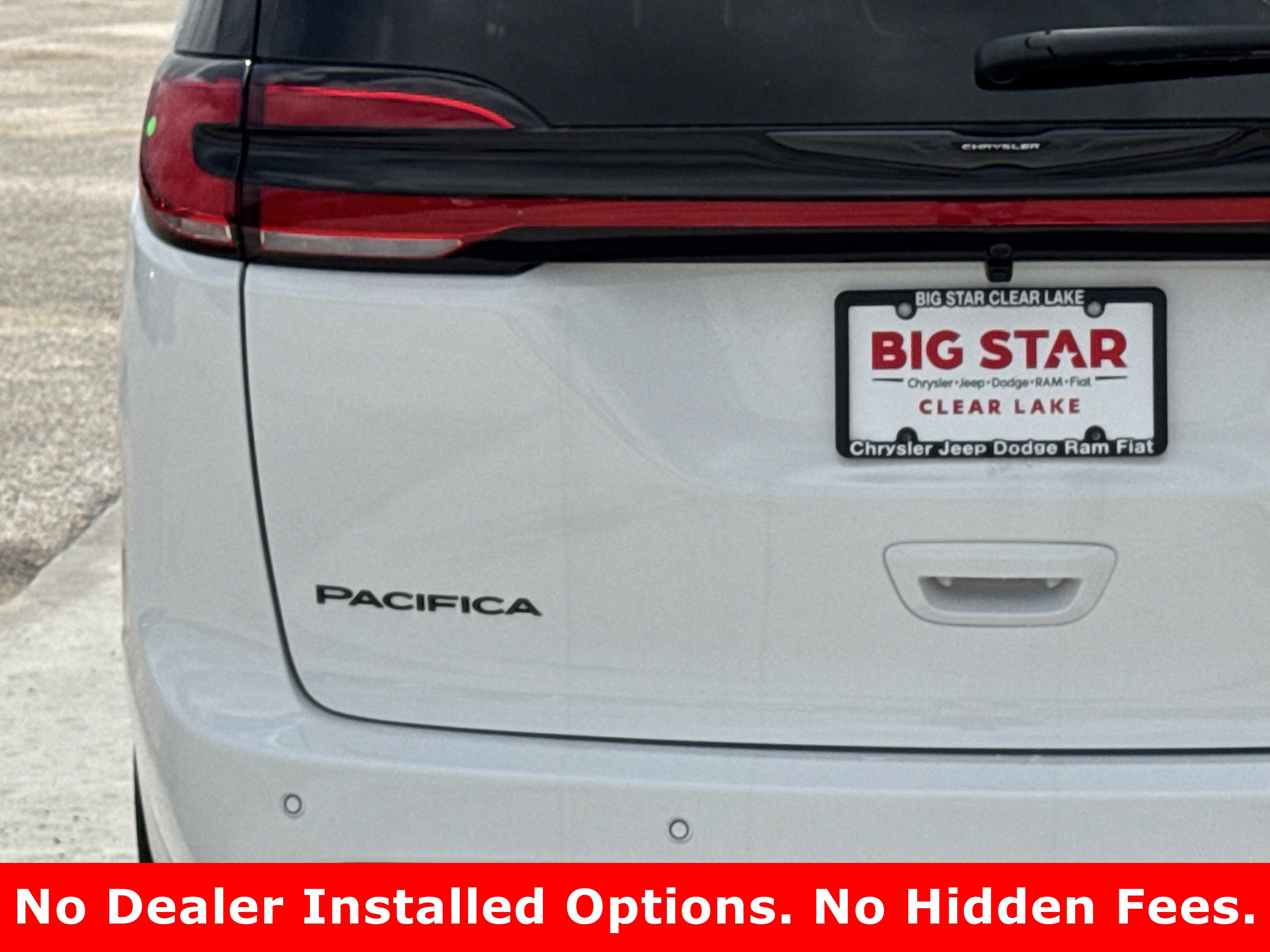 New 2026 Chrysler Pacifica Select FWD image 11